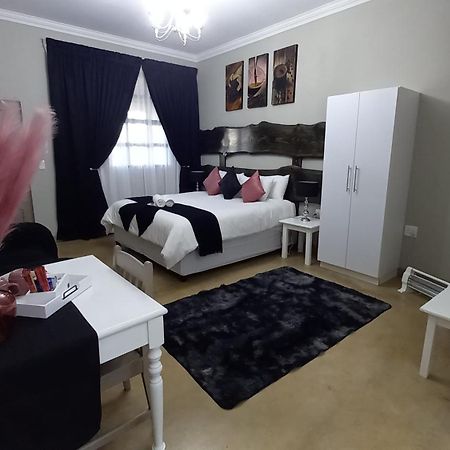 Deo Resta Guest Lodge Piet Retief Esterno foto